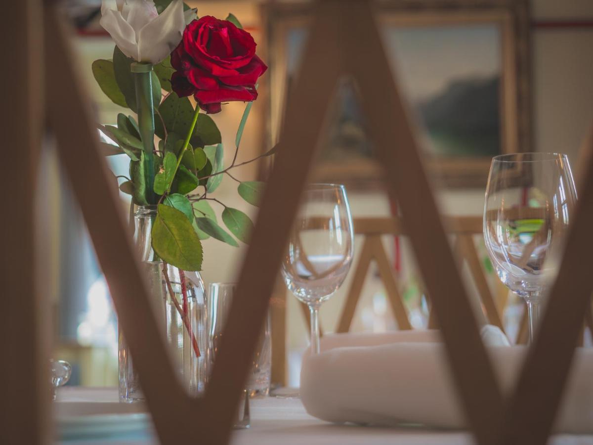 Gloppen Hotell - By Classic Norway Hotels Sandane Eksteriør billede