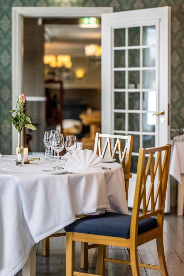Gloppen Hotell - By Classic Norway Hotels Sandane Eksteriør billede